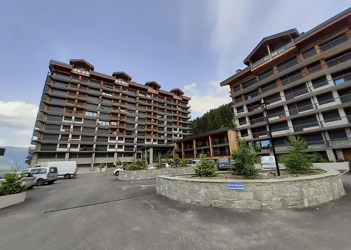 Aux Pieds 4 Pieces, 8 Pers., Animaux Admis - Fr-1-514-14 Daire *